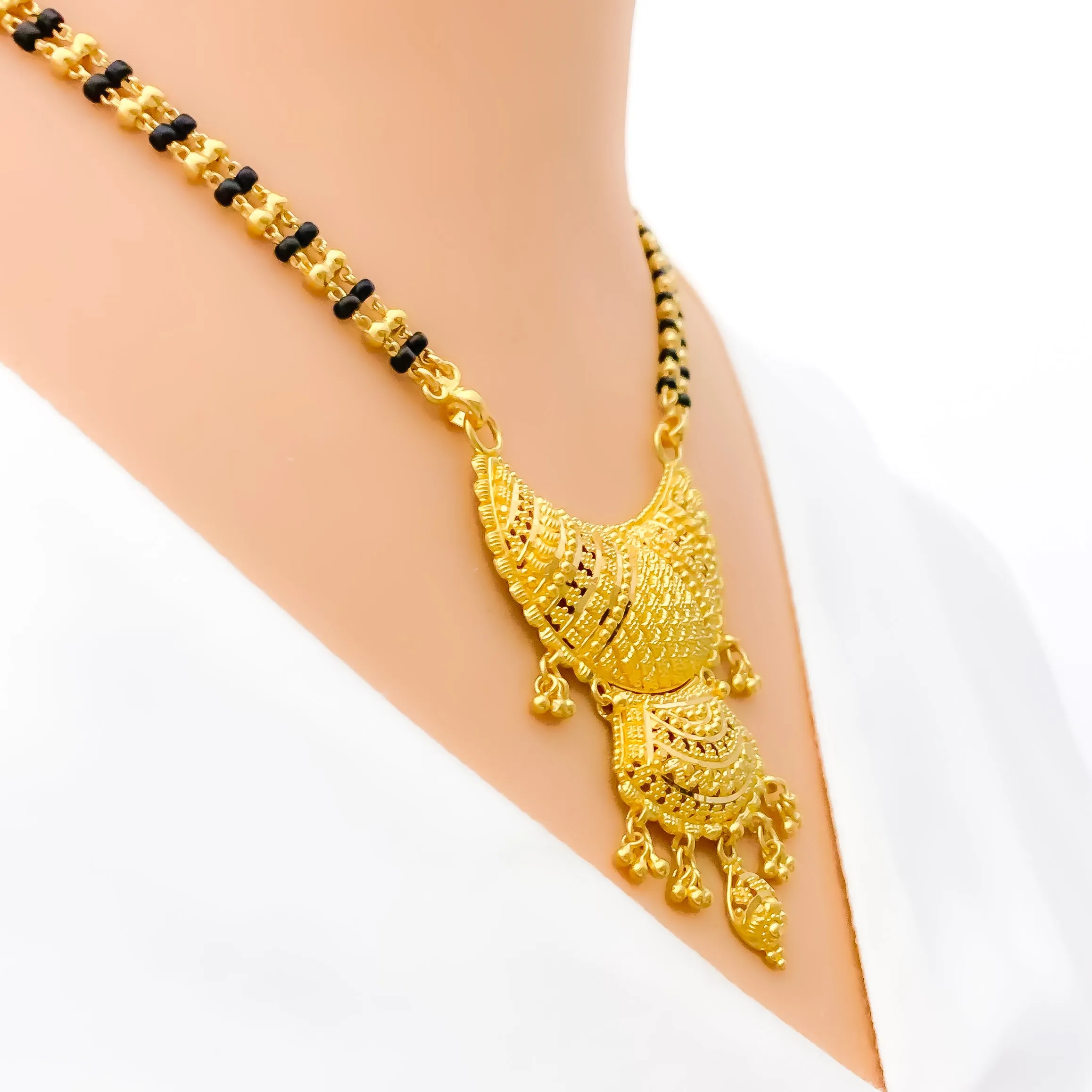 Alternating Striped Chand 22k Gold Mangal Sutra
