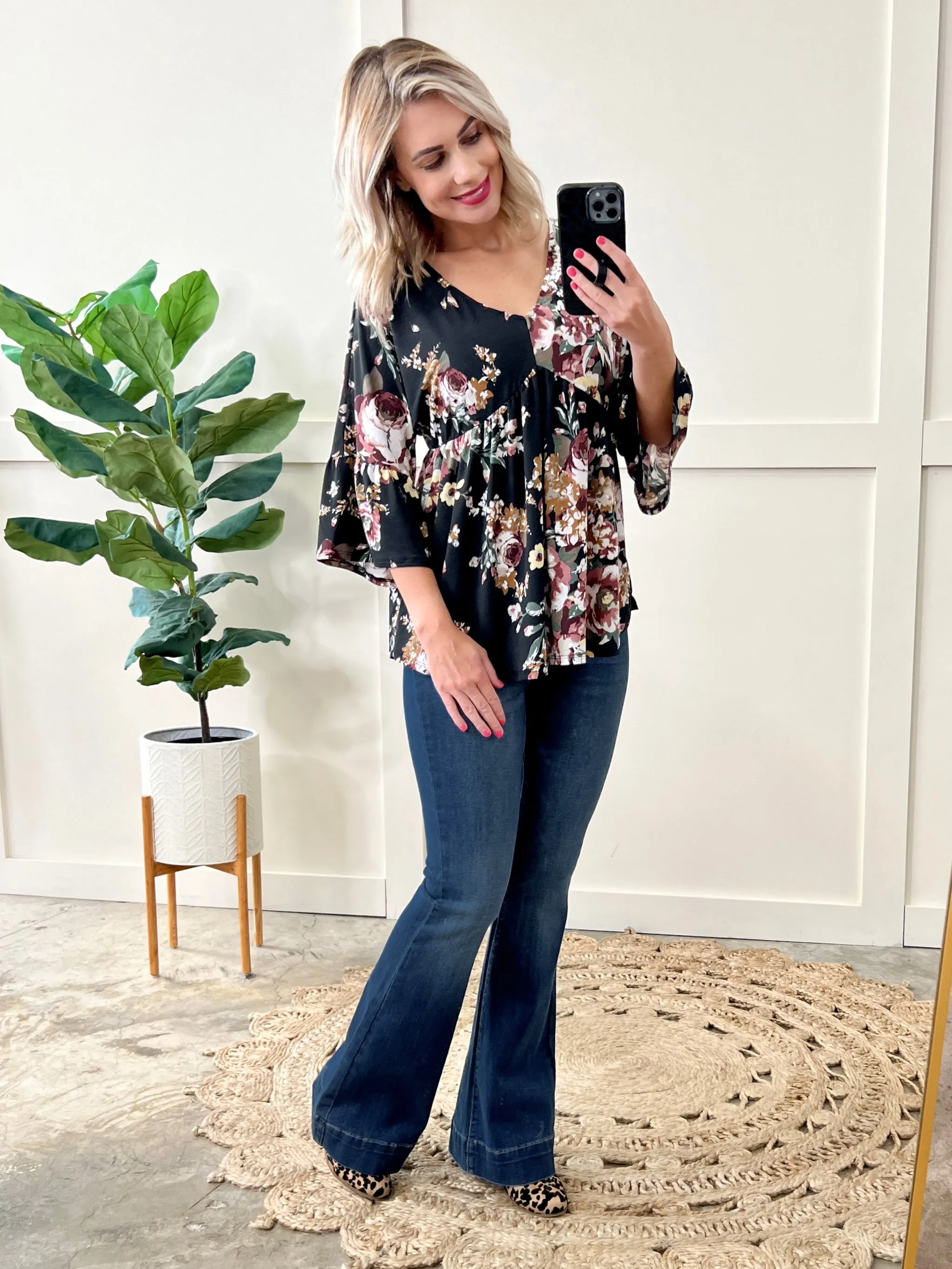 Bell Sleeve Babydoll Blouse In Black Garden Rose