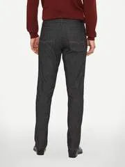 BRAD SLIM ELASTIC-WAIST JEAN