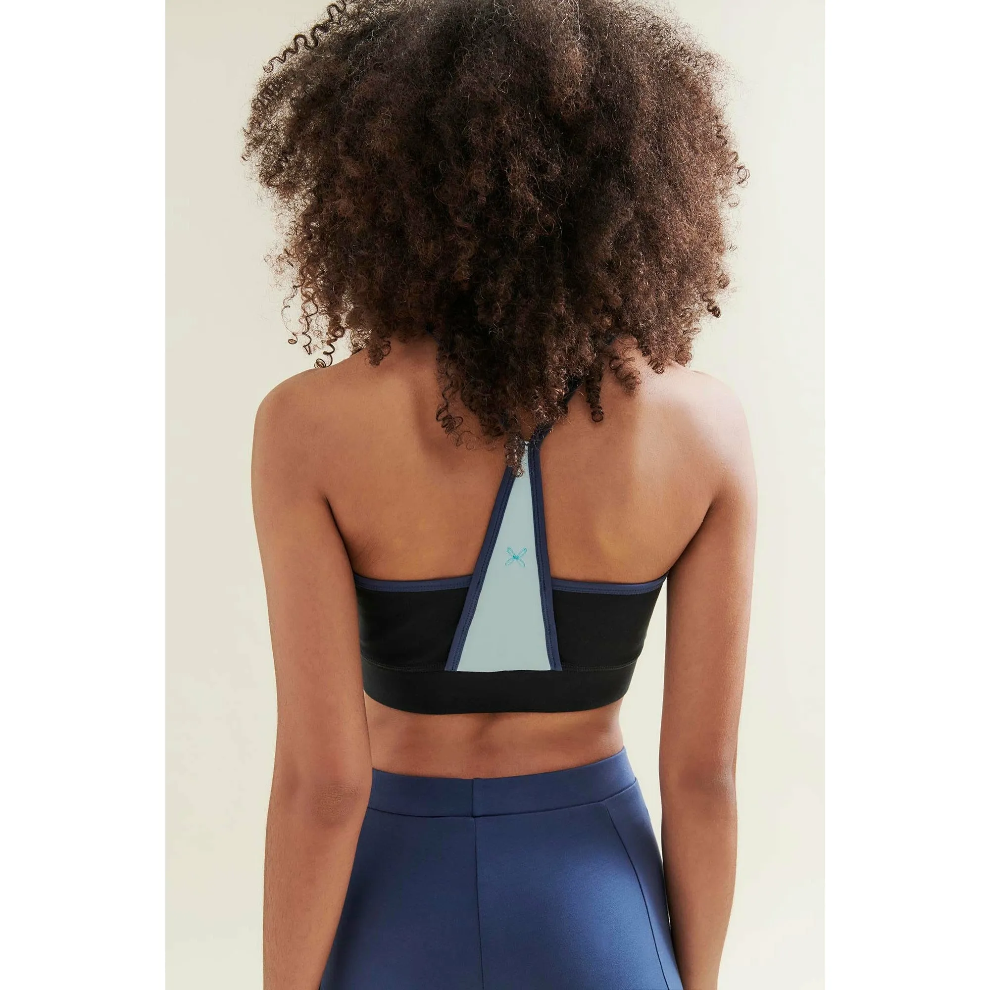 CROPPED YOGA TANK TOP IN BLACK/GREEN