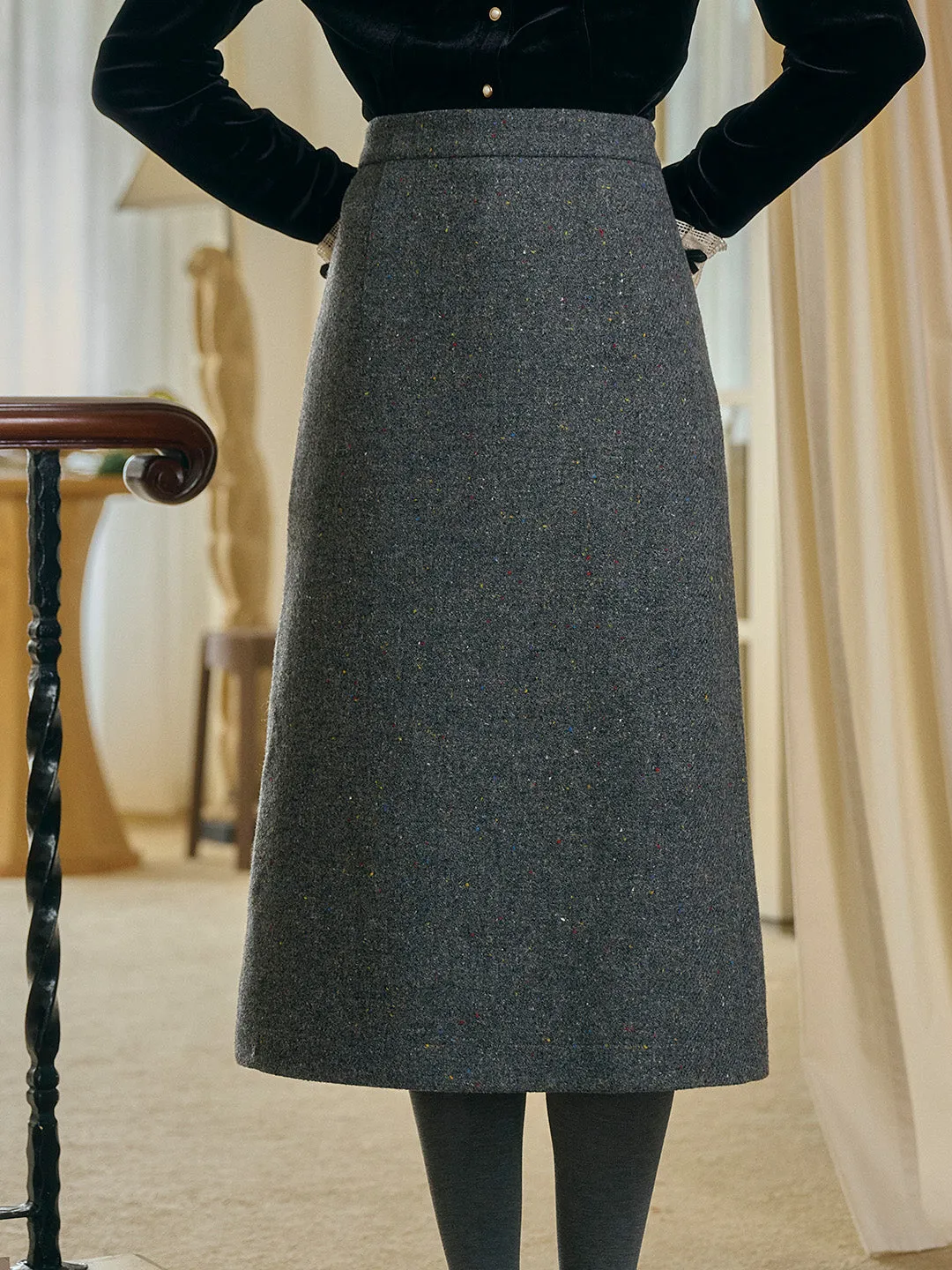 Gwen Classic Versatile Gray Dotted Straight Skirt