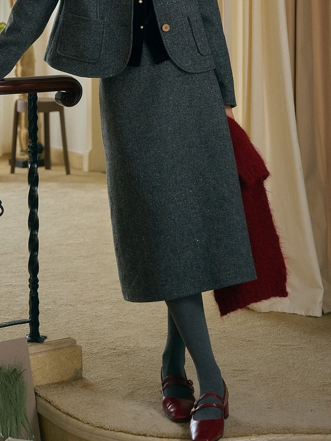 Gwen Classic Versatile Gray Dotted Straight Skirt