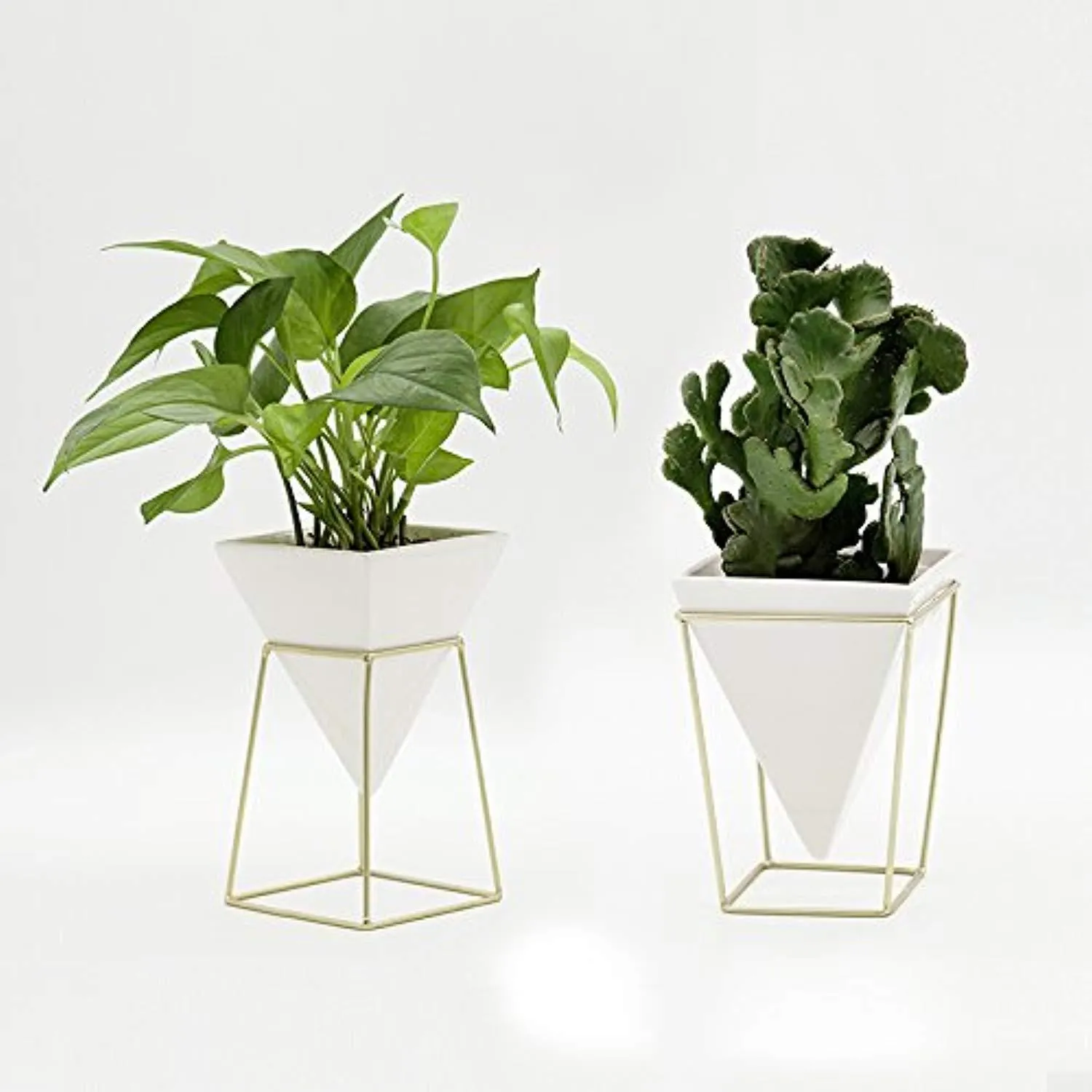 Purzest Modern Indoor Desktop Planter Vase,Ceramic Planter with Metal Stand(White   Gold)