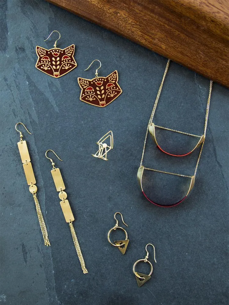 Threaded Helix Necklace - Red