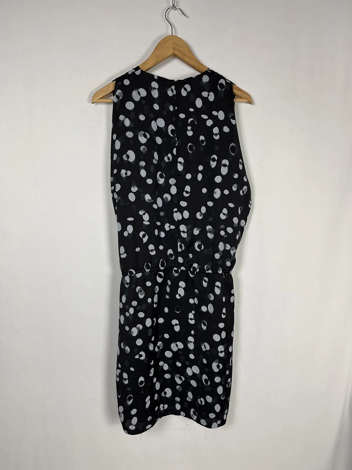 vince. Size L (14) Black & Gray Abstract Dots Dress